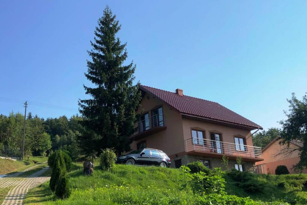 Vila Dom Na Wzgorzu Z Pieknymi Widokami. Miejsce Tropie Exteriér fotografie