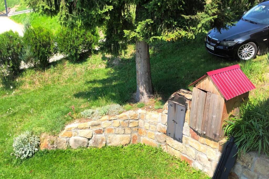 Vila Dom Na Wzgorzu Z Pieknymi Widokami. Miejsce Tropie Exteriér fotografie
